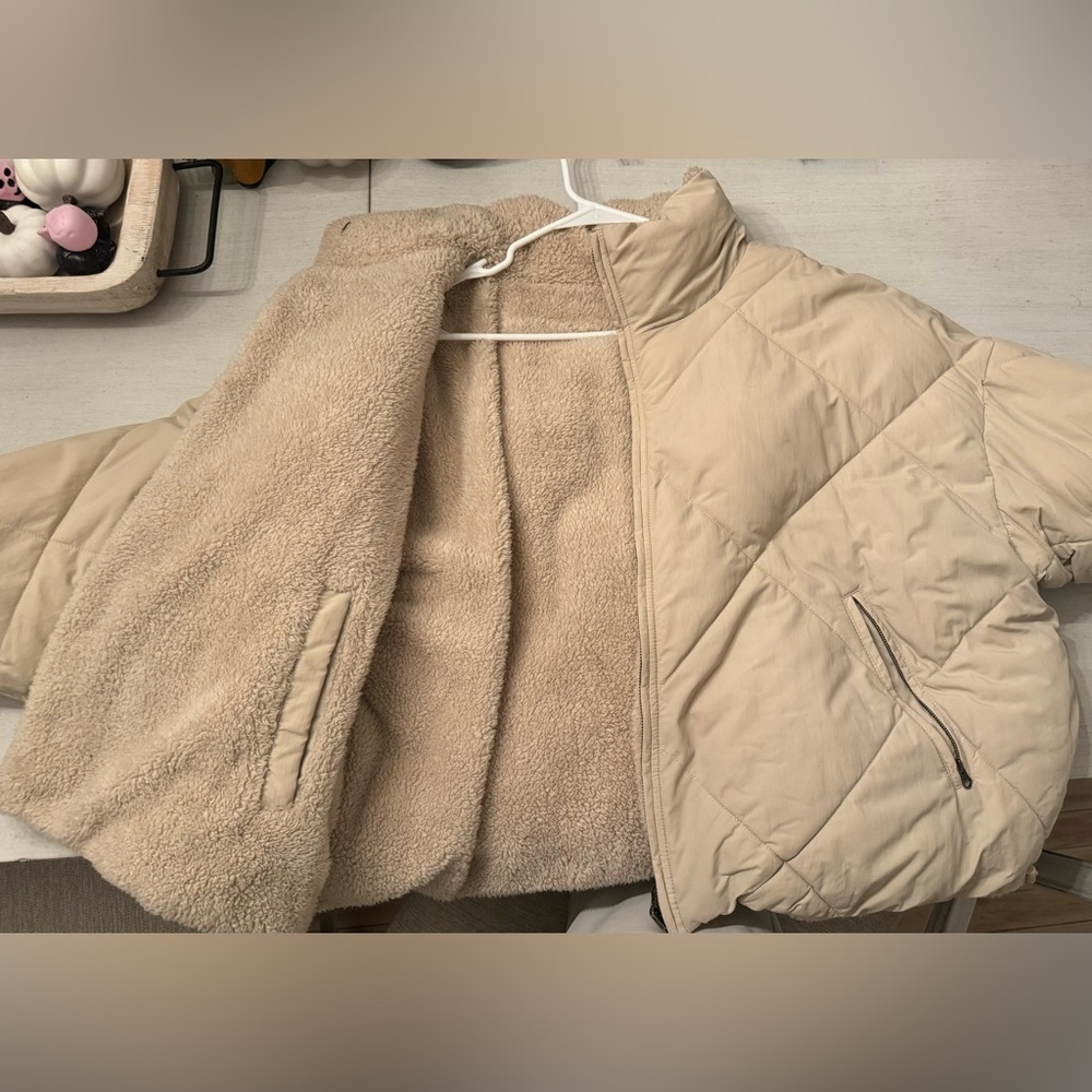 American Eagle Reversible Puff Coat - image 4